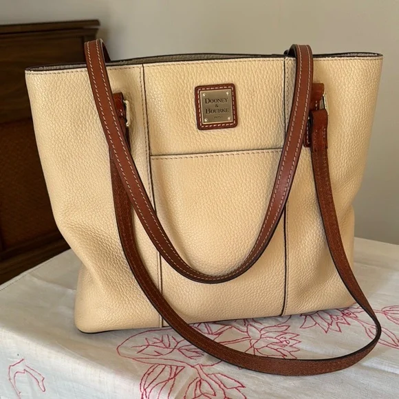 Dooney & Bourke | Bags | Dooney Bourke Cream And Brown  display picture 3